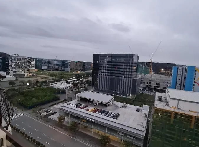 Solemare Parksuites Condominium - Condo R Us * Manila